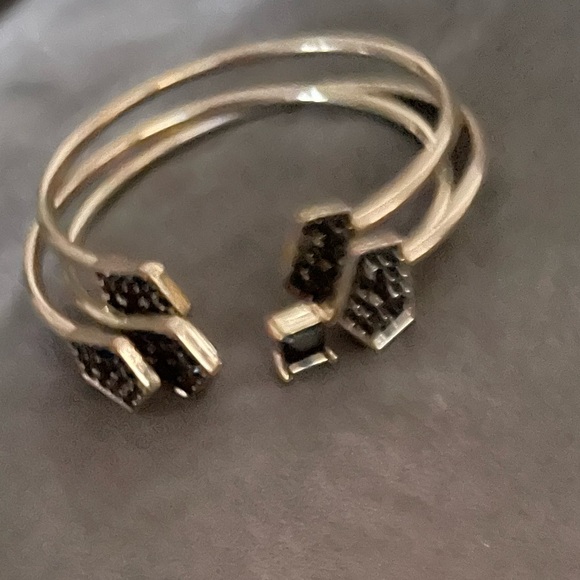 Set of 3 gold and black bangle bracelets - Picture 5 of 5